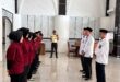 Pengarahan dan Briefing HT Pendamping ZI kepada Petugas Cleaning Service Guna Memastikan Pelayanan Terbaik